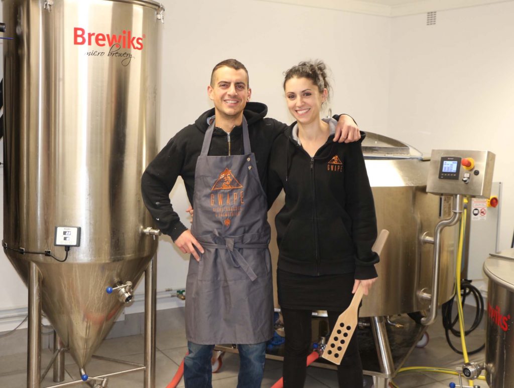 Adrien and Chloé, brewers in Valmeinier