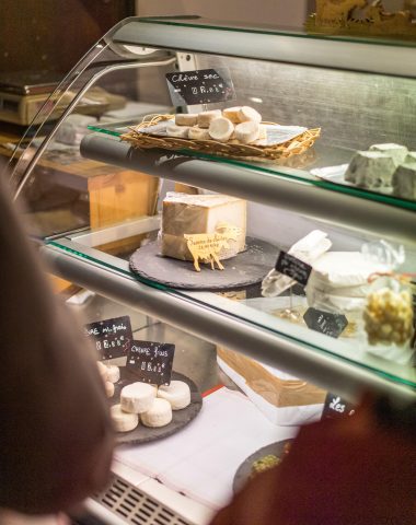 Showcases of cheeses produced in Valmeinier